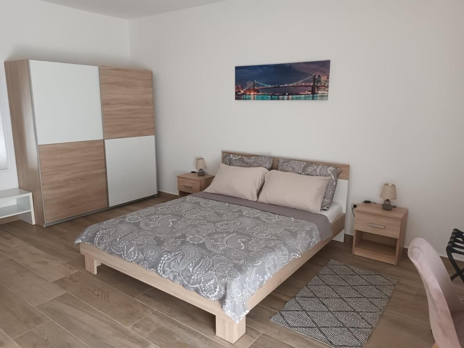 Studio Apartman Dori Pula Exterior photo